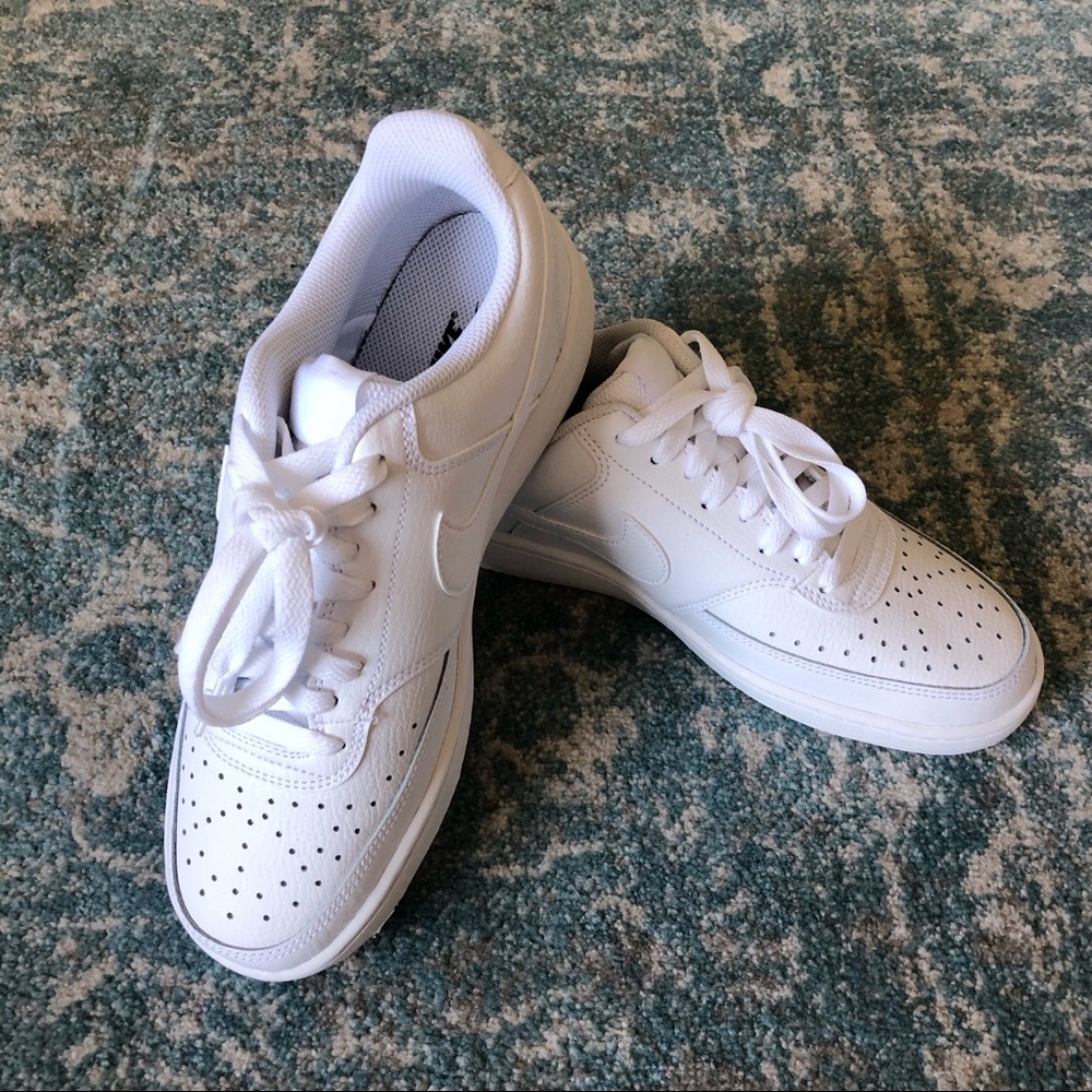 Nike Court Vision Low Sneaker